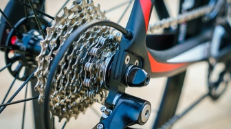 Mengenal Groupset Shimano untuk Sepeda Gunung, dari Level Rendah hingga Tertinggi