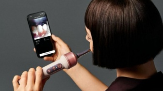 Dyson Camerajet Bikin Sikat Gigi Naik Level dengan Kamera dan Teknologi AI