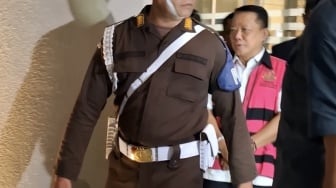 Febrie Bungkam Usai Dicecar Tim 9 Kejagung 50 Pertanyaan!