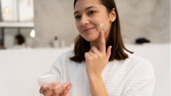 5 Night Cream Terbaik untuk Mencerahkan Wajah, Bangun Tidur Auto Glowing!