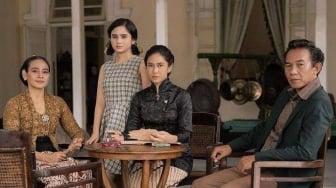 Ulasan Gadis Kretek: Ketika Cinta, Ambisi, dan Sejarah Bertemu