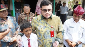 Mas Dhito Pastikan Bantu Marfel, Bocah SD yang Merawat Ibunya Sendirian