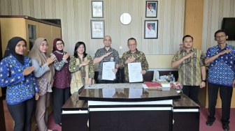 Bank Sumsel Babel Dorong Transaksi Keuangan Desa OKU Timur Lebih Transparan lewat SISKUDES TNT