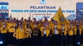 Lantik Pengurus Golkar Jateng, Bahlil Lahadalia Targetkan Penambahan Kursi di Pemilu 2029