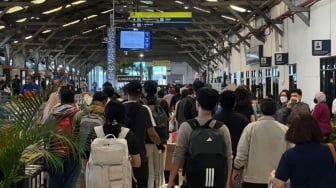 KAI Daop 8 Tambah 1.032 Kursi Kereta Surabaya-Jakarta Imbas Erupsi Gunung Anak Krakatau