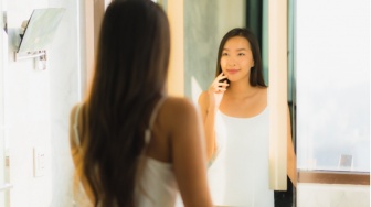 Tubuh Perempuan Bukan Aib: Mengapa Hal yang Normal Masih Dianggap Memalukan?