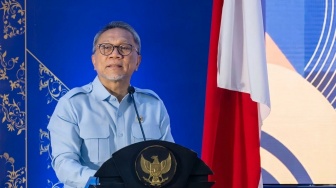 Menko Zulhas Akui MBG Gagal: Anggaran Besar, Dua Tahun Berjalan, Banyak Masalah!
