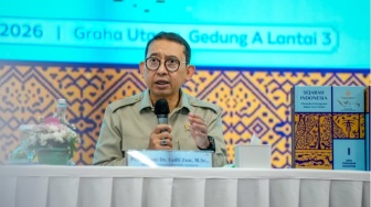 Buku Sejarah Baru Kemenbud dan Bayang-bayang Versi Penguasa