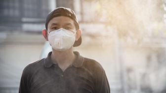 Waspada Bahaya Abu Vulkanik, Dokter Ini Bagikan 4 Tips untuk Lindungi Diri