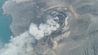 Anak Krakatau Meletus, Kenapa Bandara Soetta Ditutup tapi Kapal Penyeberangan Tetap Buka?