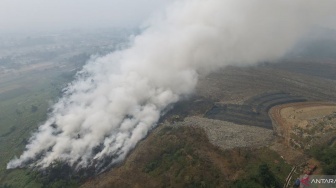 Api TPA Galuga Berhasil Dikendalikan Setelah 17 Jam Membara