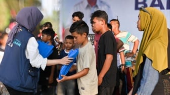 Bank Mandiri Gerakkan Semangat Kemerdekaan di Nagari Kumango lewat Relawan Bakti BUMN