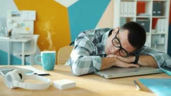 Fenomena Gen Z Jompo: Ketika Hidup Terlalu Padat untuk Istirahat
