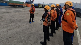 SAR Lampung Terjunkan 17 Personel Bantu Pencarian 5 Jurnalis di Selat Sunda
