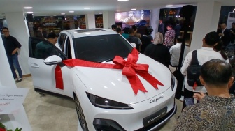 Ekonomi Semarang Tumbuh 6,49 Persen, LEPAS Ekspansi Pasar Mobil Listrik Premium