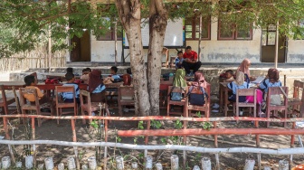 1.931 Sekolah di Flores Kembali Aktif Pascagempa