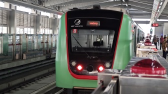 Warga Bisa Ikut Uji Coba Gratis, LRT Kelapa Gading-Manggarai Siap Beroperasi Penuh