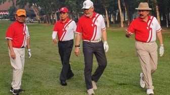 Plt Ketua Umum PPAD Tidur Bersama Tim Atlet di Padang Golf Ciputra Surabaya