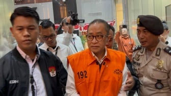Diduga Terima Gratifikasi Rp20,7 Miliar, Eks Pejabat Pajak Simpan Uang di Deposito dan Aset