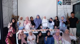 Rumah BUMN Bukit Asam Dorong Kreativitas Masyarakat lewat Pelatihan Lilin Aromatik Bernilai Usaha