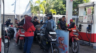 Antrean BBM Makin Panjang, Wali Kota Makassar Datangi Pertamina: Tolong Cari Jalan Keluar!