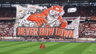 Hasil Babak Pertama Persija vs Persib, Alexander Jeremeff Bikin Macan Kemayoran Unggul