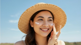 Anti-Kilap Seharian! 4 Sunscreen SPF 50 Matte Finish untuk Kulit Berminyak