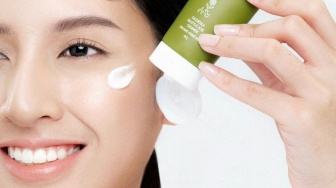 Cara Merawat Kulit Berjerawat agar Tetap Sehat dan Skin Barrier Terjaga