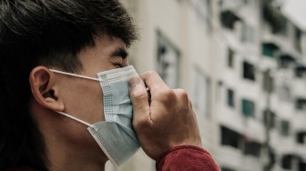 Awas, Abu Vulkanik Anak Krakatau Bisa Tembus Bagian Terdalam Paru! Ini Kata Dokter