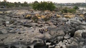 Sungai Jeneberang Kering, Warga Bikin Wisata Dadakan