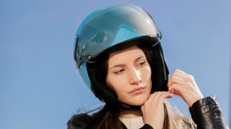 Cara Memilih Ukuran Helm yang Pas dan Aman, Berkendara Makin Nyaman