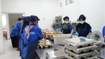BGN Siapkan Sistem Marketplace MBG: Kejar Pengadaan, Keracunan Terabaikan?