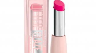 8 Lip Balm Berwarna untuk Bibir Hitam, Murah Bikin Tampak Segar Natural