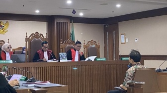 Produser Film Sang Pengadil Didakwa Cuci Uang Zarof Ricar dengan 4 Modus