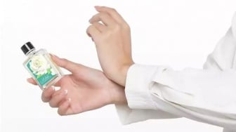 Apakah Parfum Melati Viva Bagus dan Tahan Lama? Cek Harga dan Ulasan Penggunanya