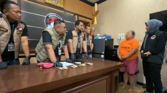Tak Jera, IRT di Medan Kembali Jual Ganja Padahal Baru Keluar Penjara