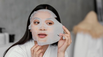 3 Sheet Mask Terbaik untuk Mencerahkan Wajah dan Bikin Glowing Maksimal