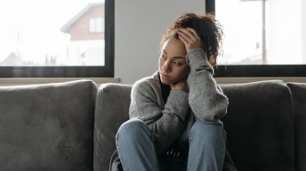 Pikirannya Nggak Bisa Diam? Kenali 4 Jenis Overthinking dan Cara Mengatasinya