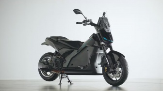 Yamaha Garap Motor Plug-in Hybrid Proto PHEV dan Skutik Hybrid Canggih