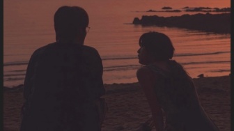 Review Film Once We Were Us: Ternyata Cinta Saja Tak Selalu Cukup