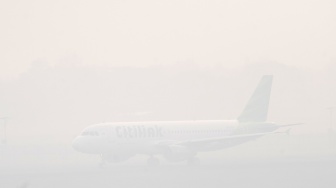 Pesawat komersial Airbus A320-214 milik maskapai penerbangan Citilink bersiap lepas landas di Bandara Internasional Sultan Mahmud Badaruddin (SMB) II Palembang, Sumatera Selatan, Kamis (17/9/2026). [ANTARA FOTO/Nova Wahyudi/YU]