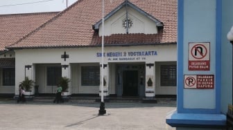 Gegara Ayam Gongso, 413 Siswa dan Guru SMKN 2 Jogja Diduga Keracunan MBG