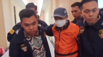 Tiga Kali Mangkir Berujung Borgol: Sekda Lampung Tengah Ditahan Polda Lampung Usai Diperiksa 9 Jam