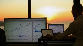 Profesi Trader Butuh 7 Fitur Ini Biar Lebih Peka Melihat Arah Pasar