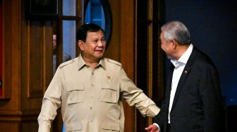 Malaysia Turun Tangan Bantu Padamkan Karhutla RI: Kirim Pesawat hingga 52 Anggota Pemadam