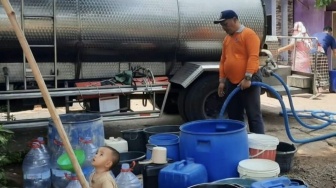 Kemarau Panjang, 5.711 Warga Cianjur Terdampak Krisis Air Bersih