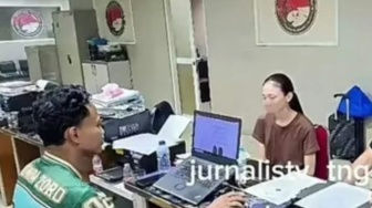 Tampang Lesu Jule Saat Ditangkap Polisi Kasus Vape Narkoba: Tidak Jadi Tersangka, Pemakai
