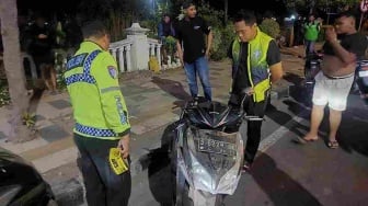 Kecelakaan Maut di Tuban, Pengendara Motor Tewas Usai Tabrak Peserta Tongklek