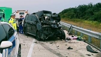 Kecelakaan di Tol Bangkinang, Ustaz dan Dosen Meninggal