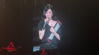 Tiffany Young Bikin Haru di Konser Jakarta, Nyanyi Lagu SNSD hingga Rayakan 10 Tahun Karier Solo